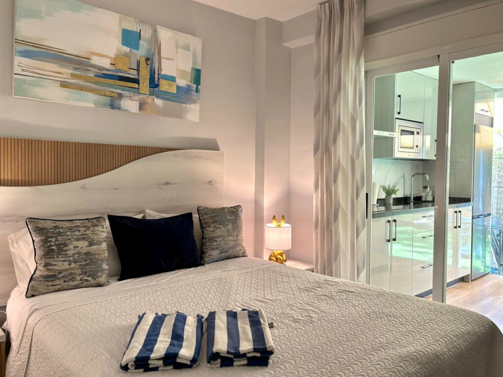 Ground Floor Apartment Calahonda Málaga - image 10
