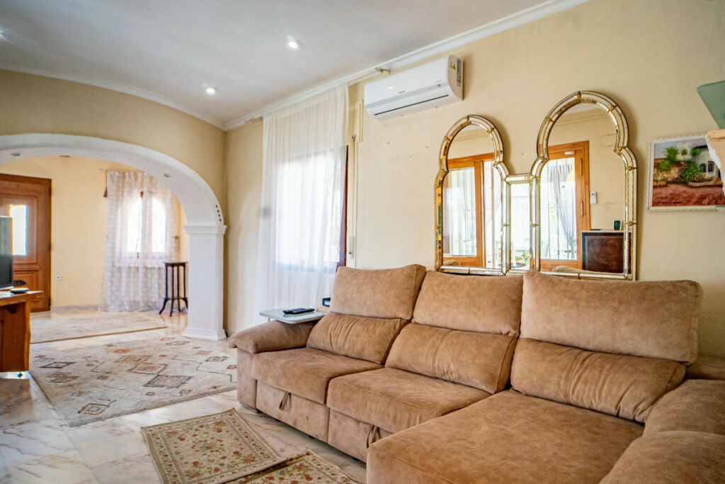 Detached Villa Benissa Alicante - image 10