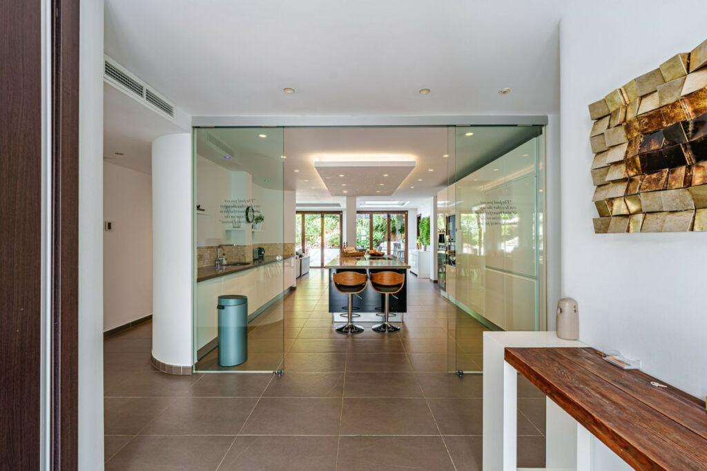 Detached Villa Marbella Málaga - image 10