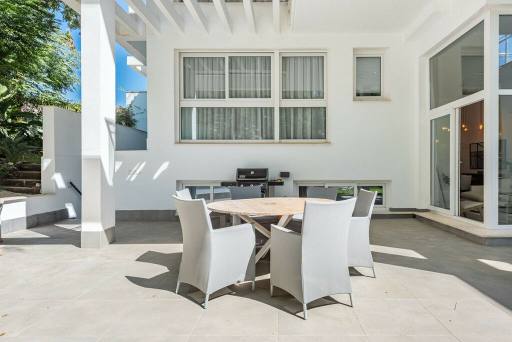 Ground Floor Apartment Benahavís Málaga - image 10