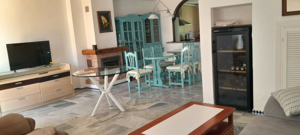 Townhouse Manilva Málaga - image 10