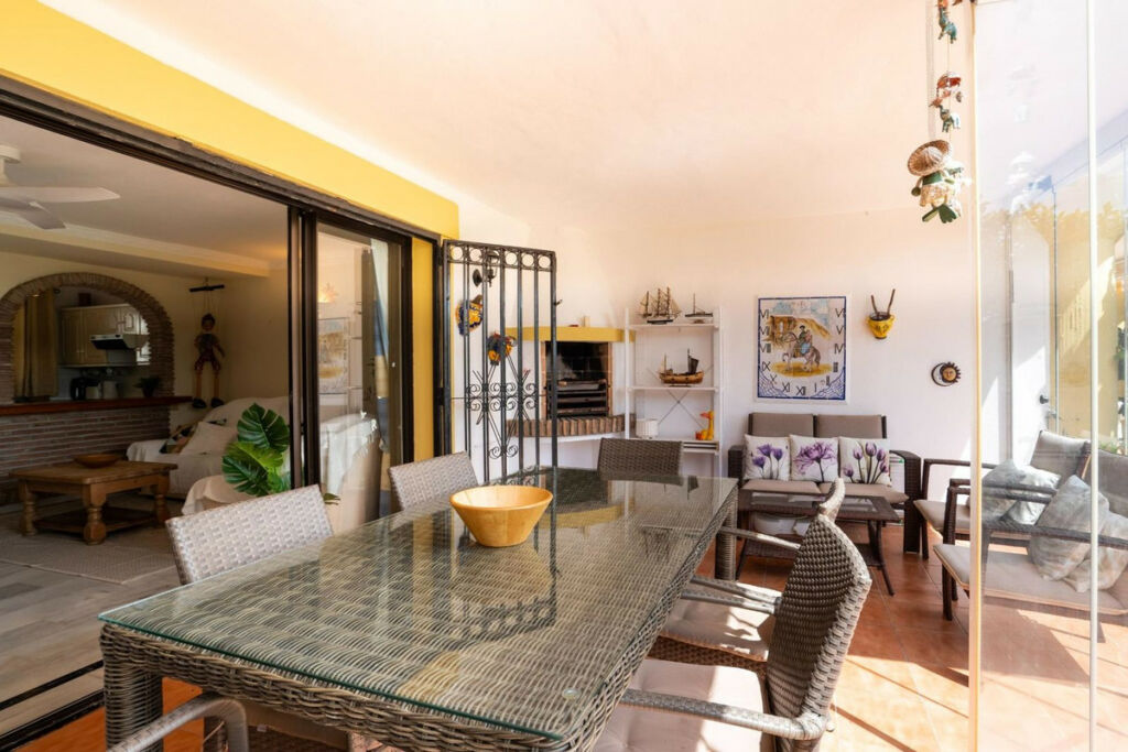 Duplex Calahonda Málaga - image 10