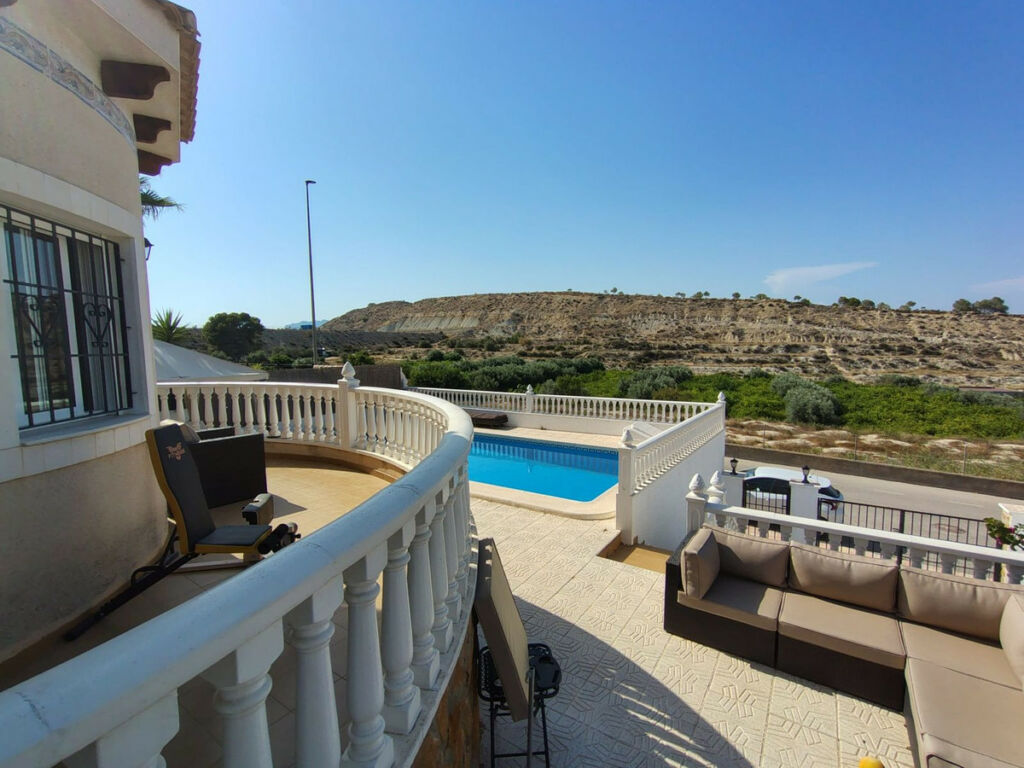 Detached Villa Bigastro Alicante - image 9