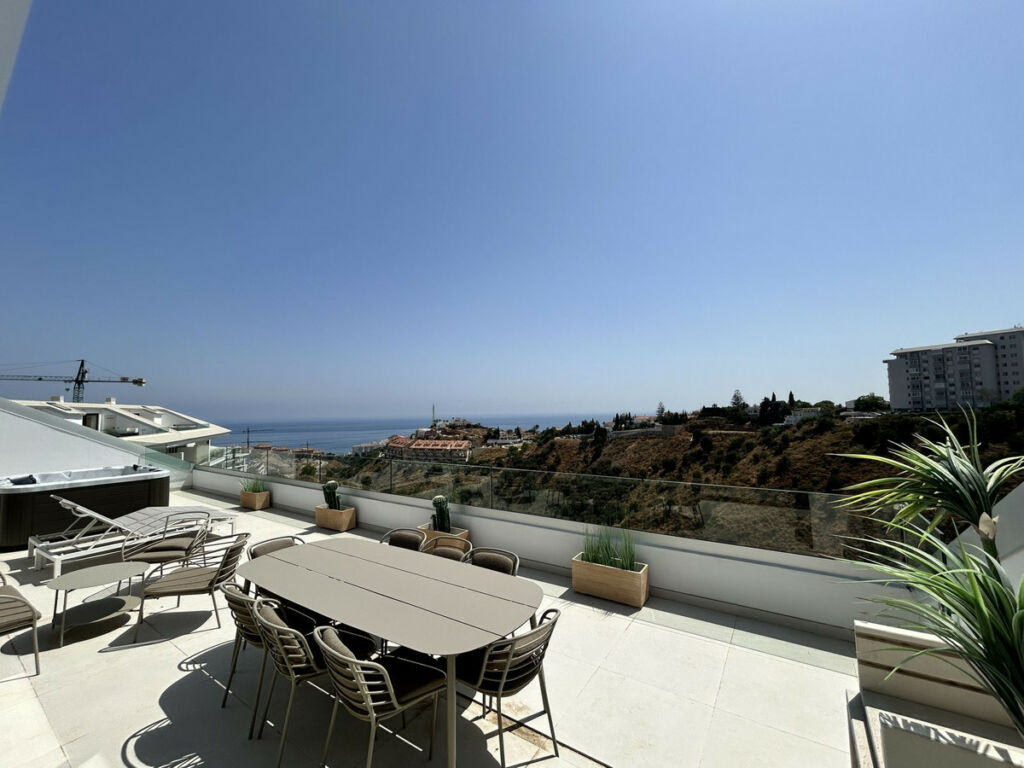 Penthouse Fuengirola Málaga - image 11