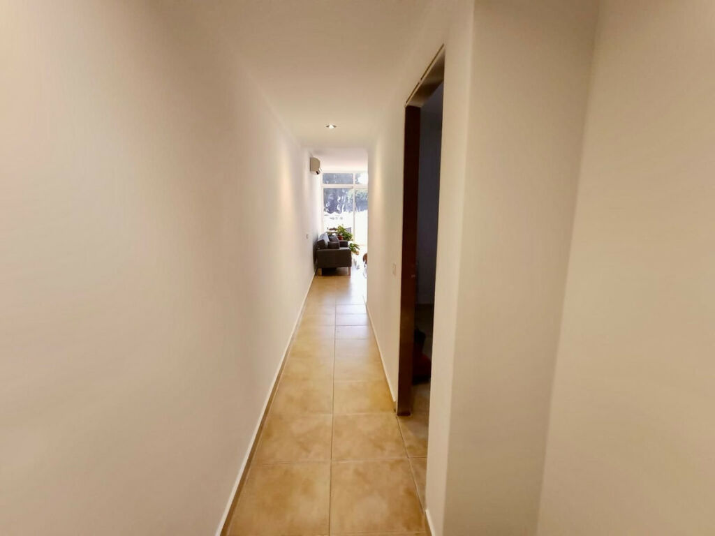 Middle Floor Apartment Benalmadena Málaga - image 11