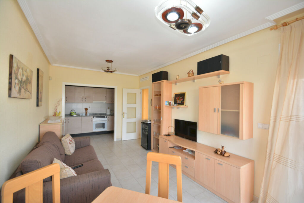 Middle Floor Apartment Guardamar del Segura Alicante - image 11