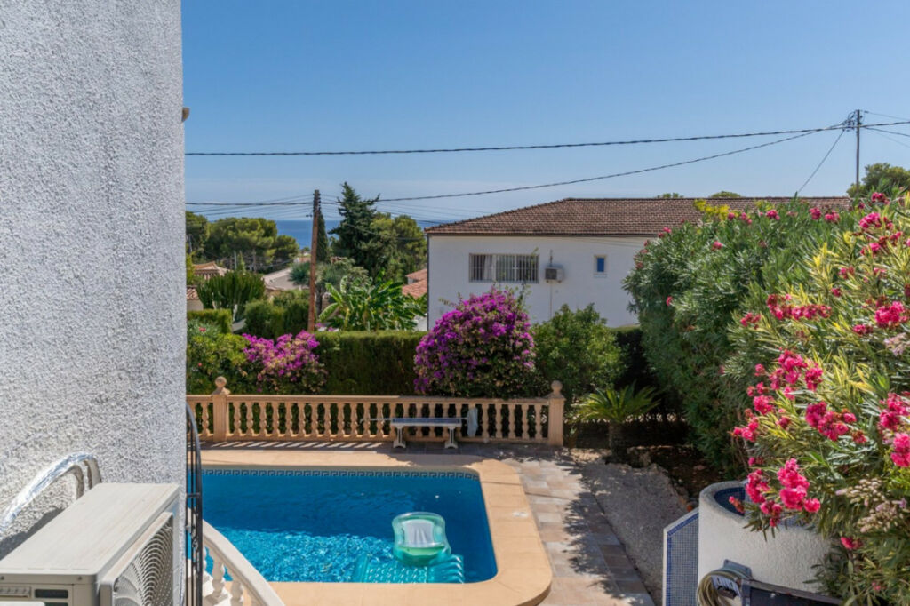 Detached Villa La Fustera Alicante - image 11