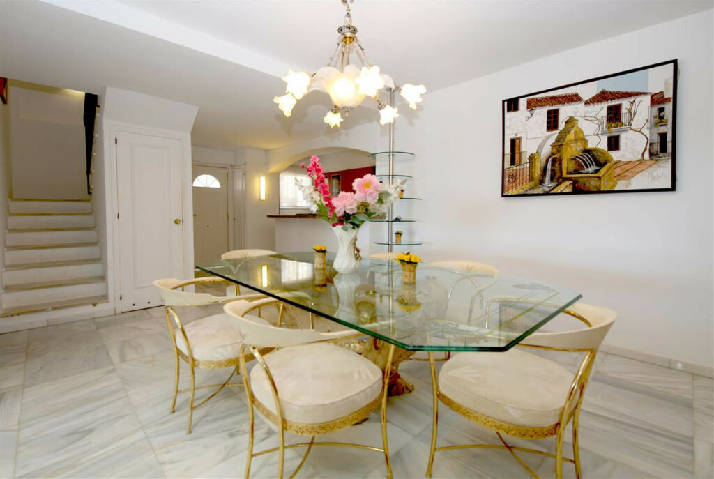 Semi-Detached House Estepona Málaga - image 11