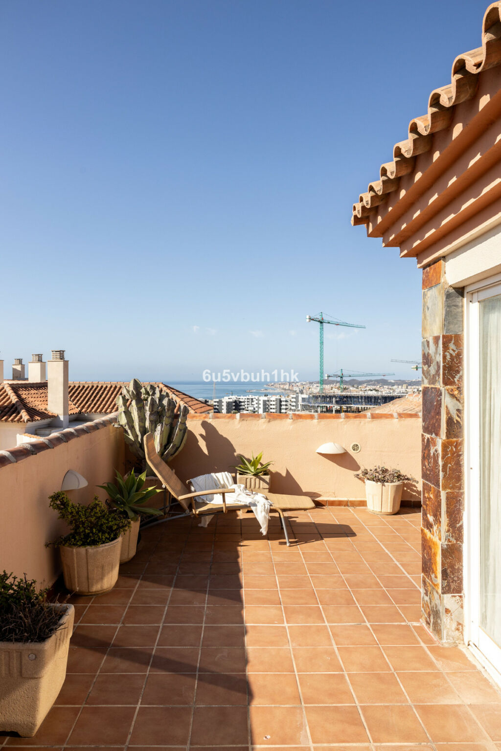 Penthouse Higueron Málaga - image 11