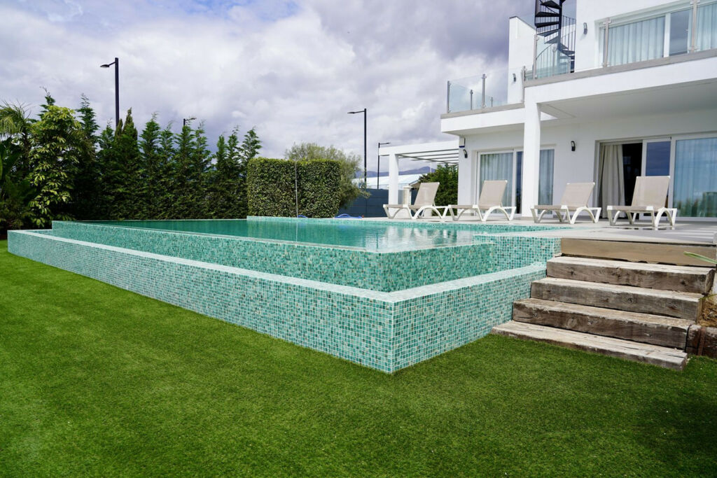 Detached Villa Cancelada Málaga - image 11