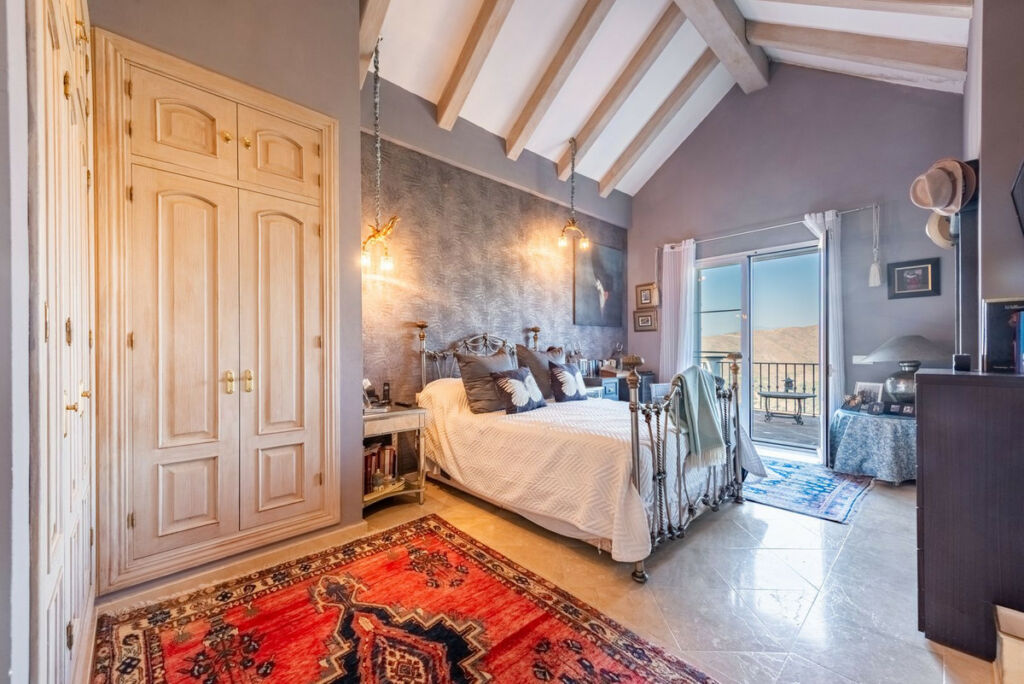 Detached Villa Istán Málaga - image 15