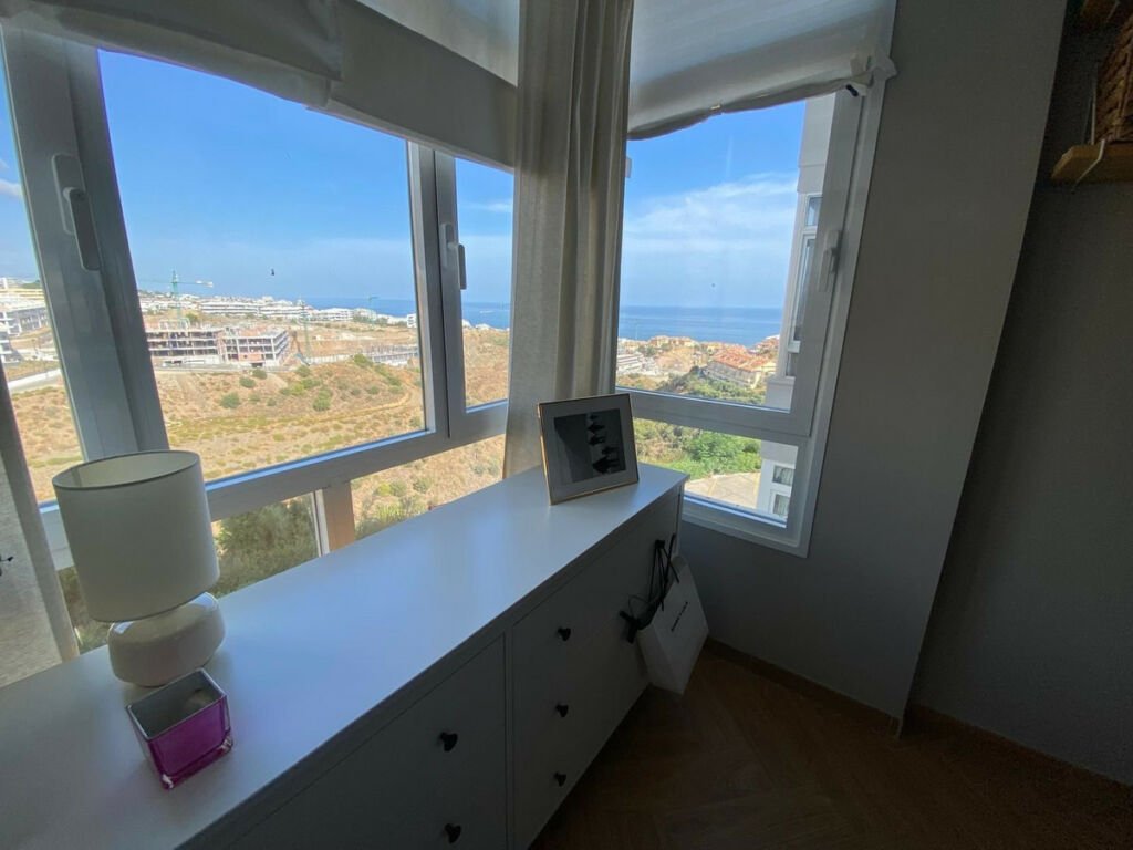 Middle Floor Apartment Torreblanca Málaga - image 11