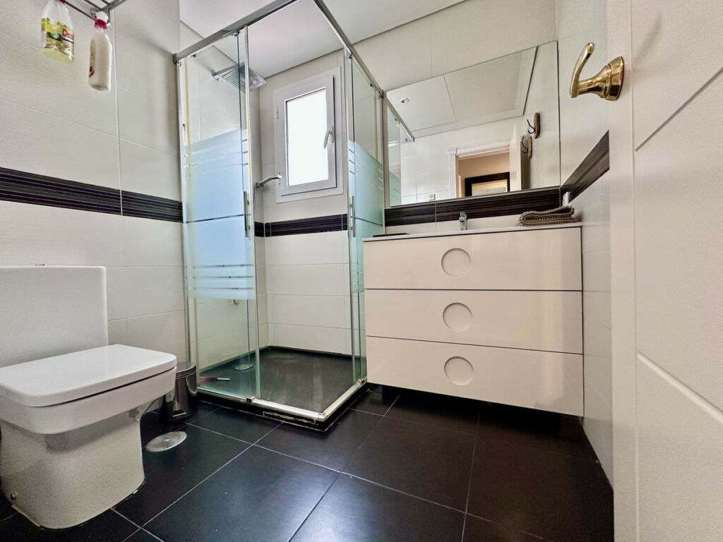 Middle Floor Apartment San Pedro de Alcántara Málaga - image 12