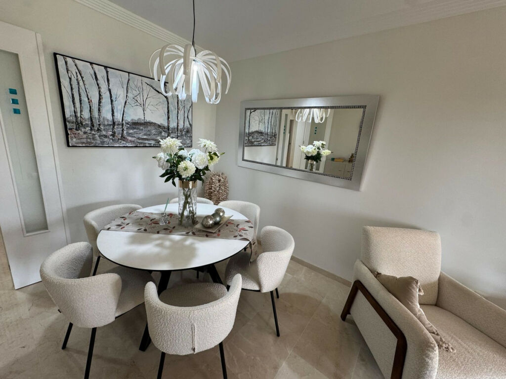 Ground Floor Apartment Estepona Málaga - image 11