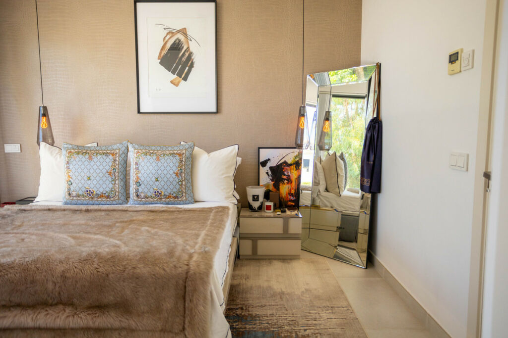 Detached Villa Estepona Málaga - image 11