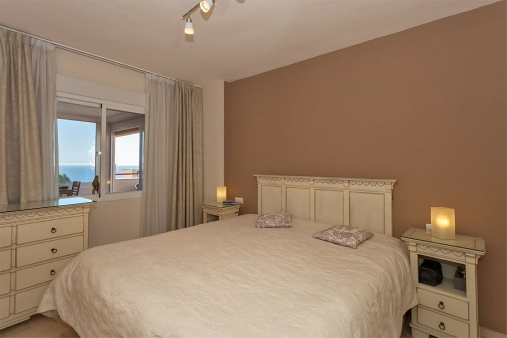 Middle Floor Apartment Benalmadena Costa Málaga - image 12
