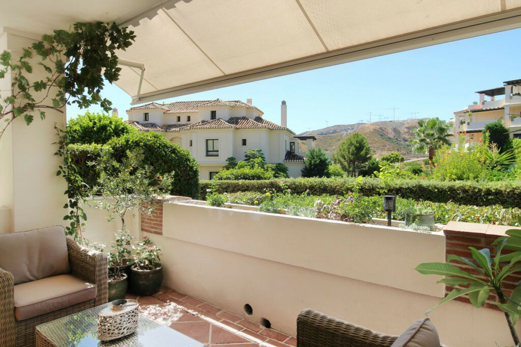 Ground Floor Apartment Benahavís Málaga - image 11