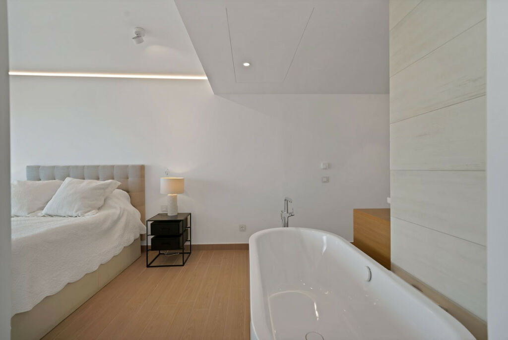 Penthouse Fuengirola Málaga - image 11