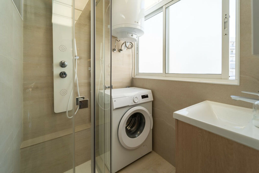 Top Floor Apartment Fuengirola Málaga - image 11