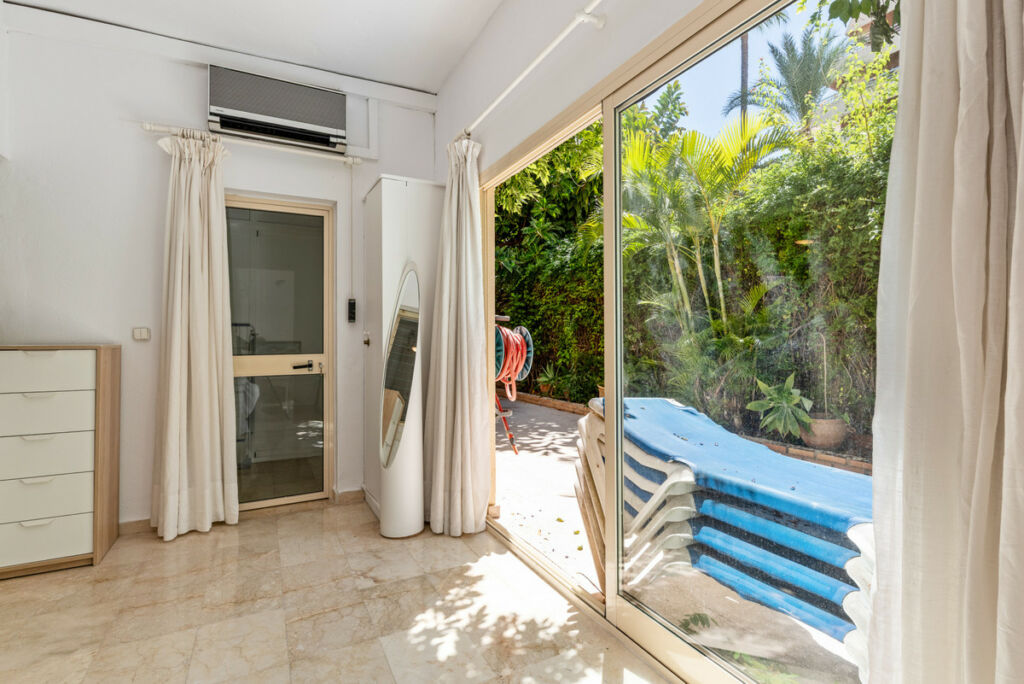 Ground Floor Apartment Marbella Málaga - image 11