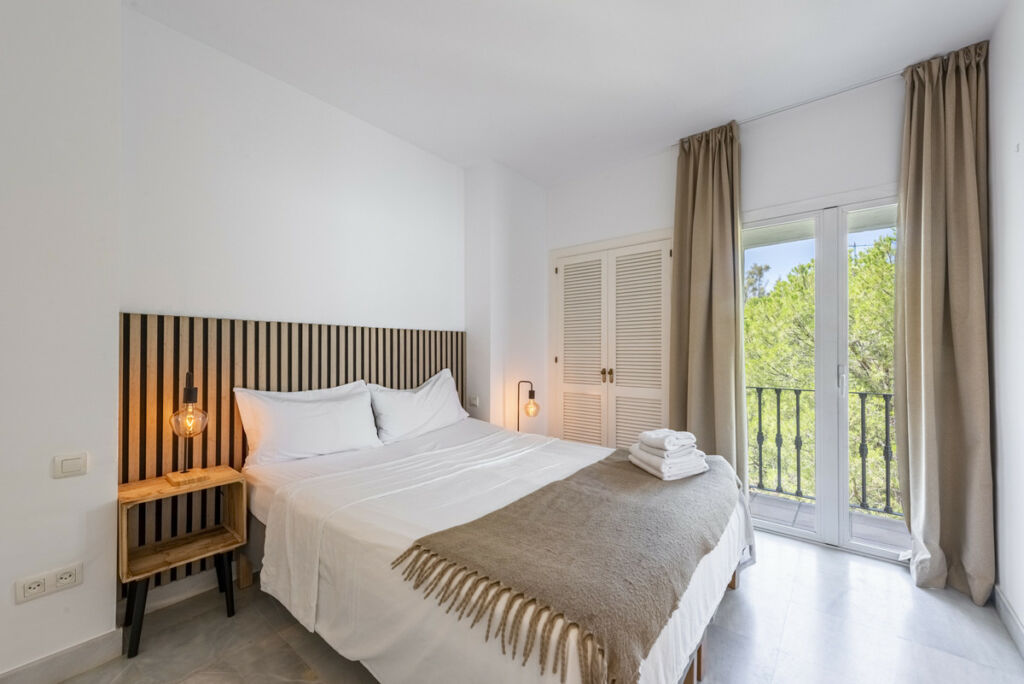 Middle Floor Apartment La Quinta Málaga - image 11