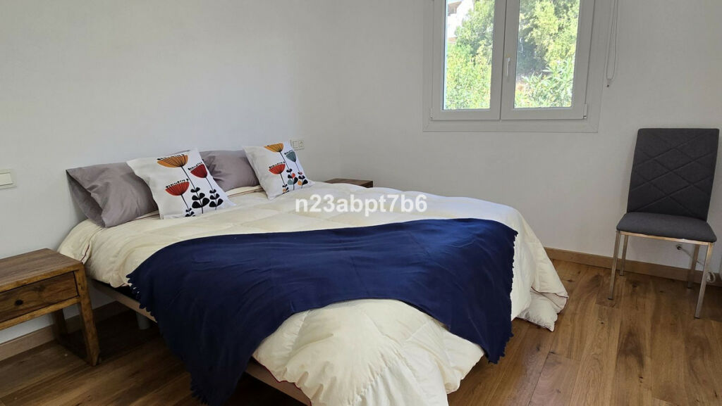 Townhouse Istán Málaga - image 10