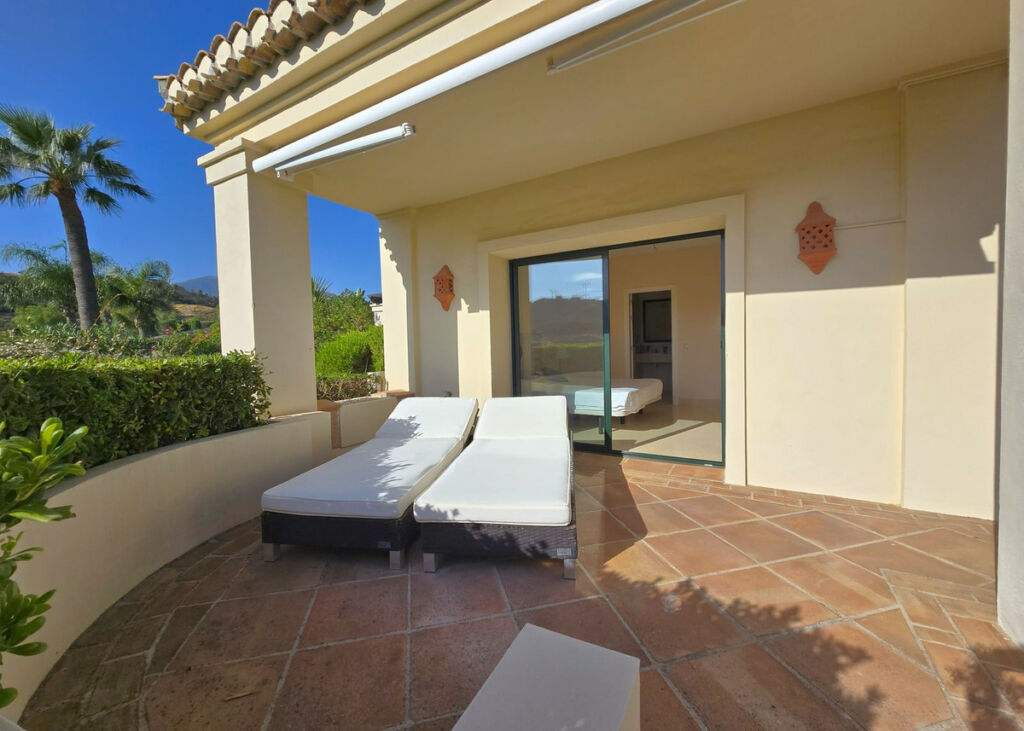 Ground Floor Apartment Benahavís Málaga - image 11