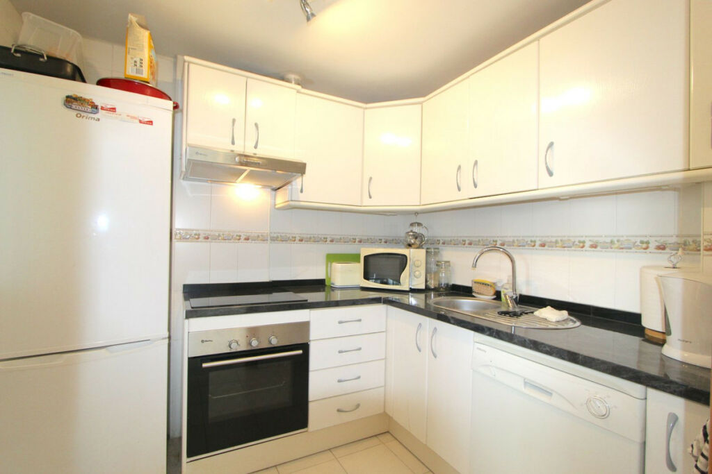 Middle Floor Apartment Miraflores Málaga - image 11