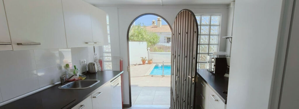 Detached Villa Torreblanca Málaga - image 11