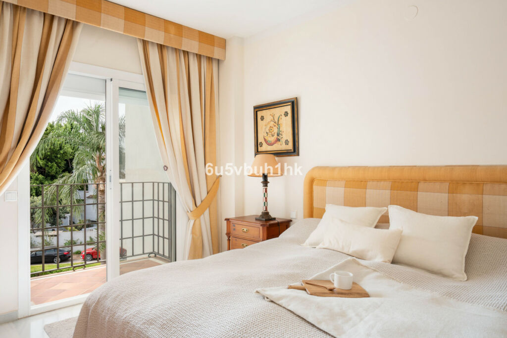 Middle Floor Apartment Marbella Málaga - image 15