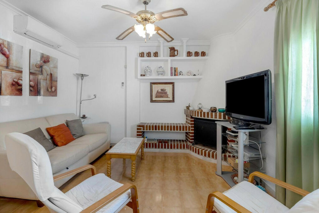 Ground Floor Apartment Torrevieja Alicante - image 11