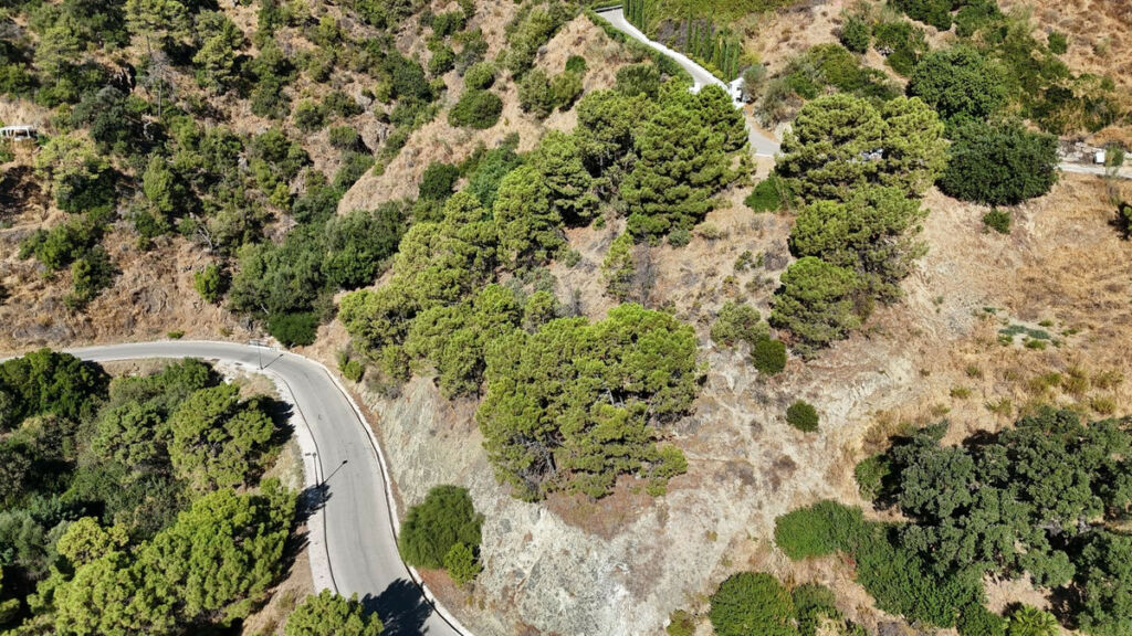 Residential Plot Benahavís Málaga - image 11