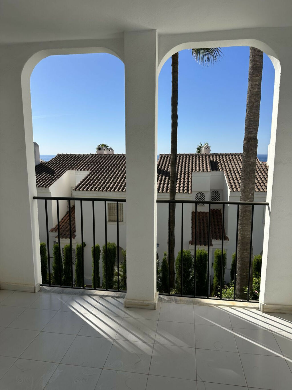 Duplex El Faro Málaga - image 11