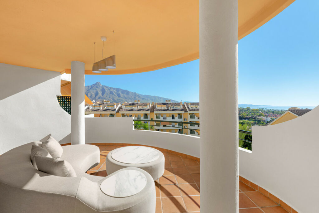 Duplex Nueva Andalucía Málaga - image 11