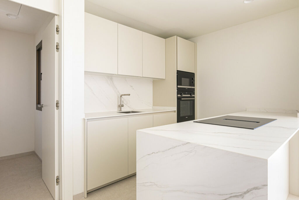 Middle Floor Apartment Benahavís Málaga - image 11
