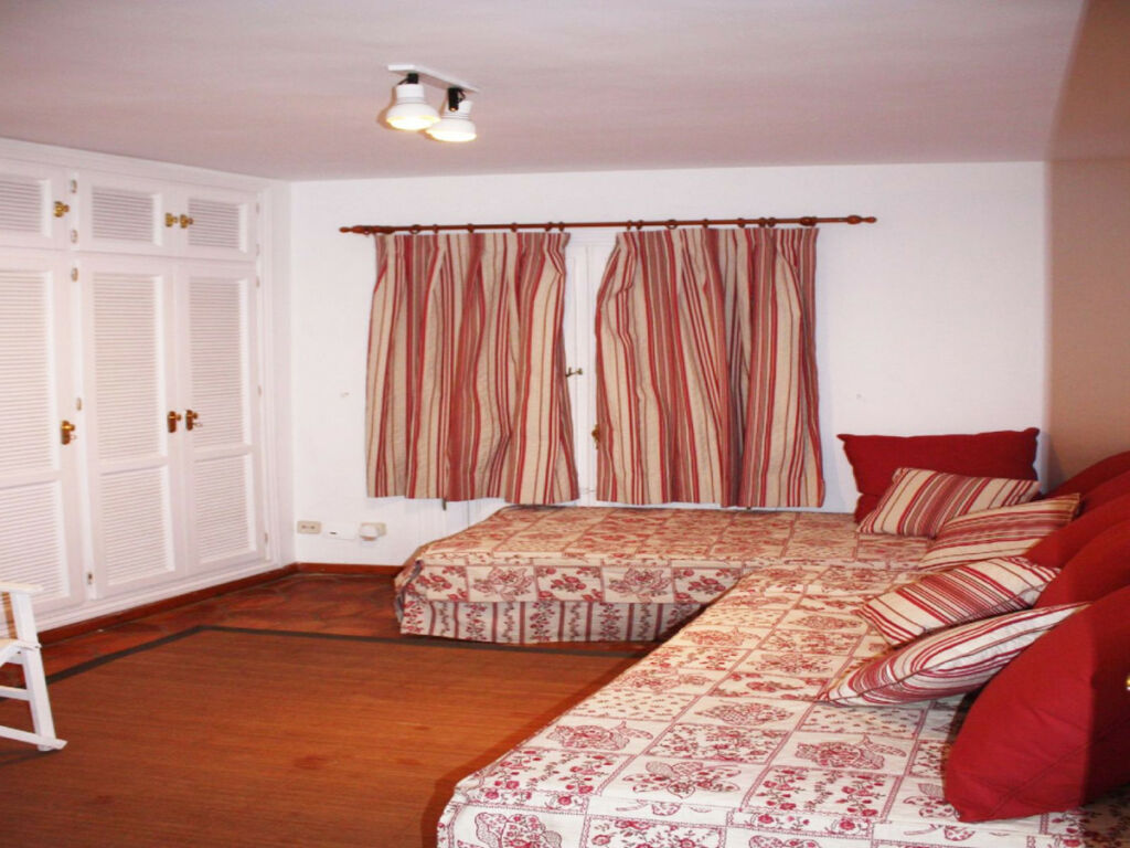 Townhouse Guadalmina Baja Málaga - image 10