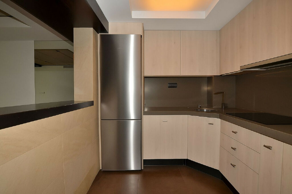Middle Floor Apartment Benalmadena Pueblo Málaga - image 11