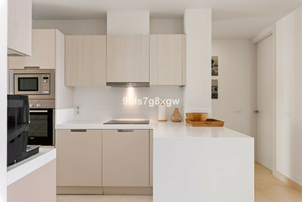 Middle Floor Apartment Casares Playa Málaga - image 11