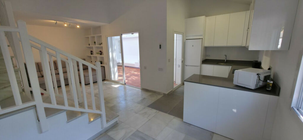 Townhouse Benamara Málaga - image 11