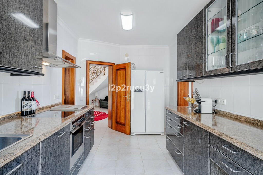 Detached Villa Moraira Alicante - image 10