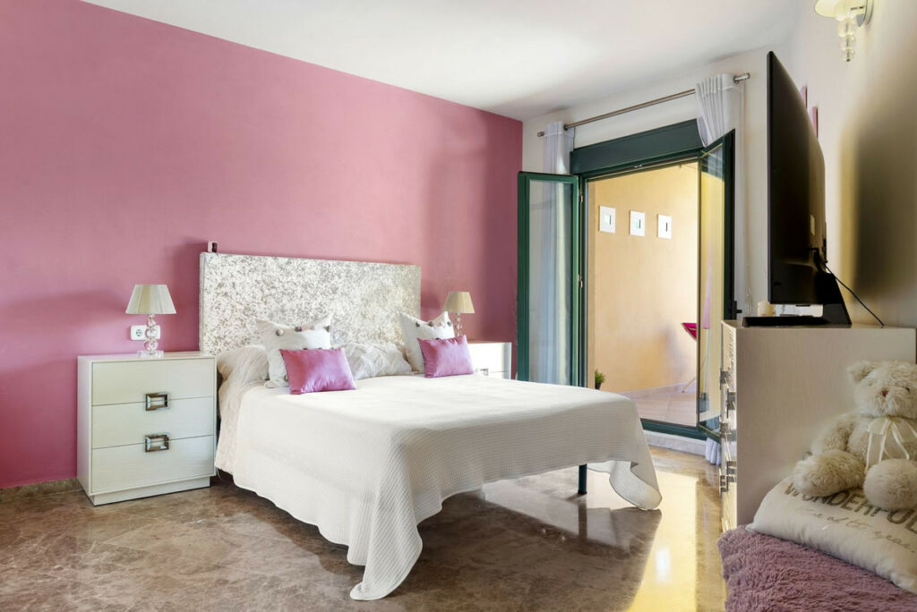 Middle Floor Apartment San Pedro de Alcántara Málaga - image 11