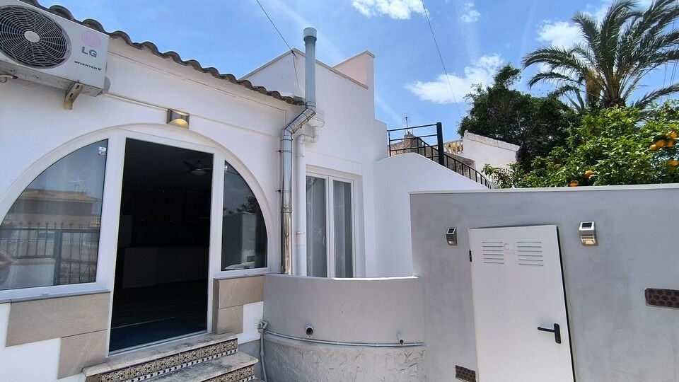 Bungalow Benijofar Alicante - image 11