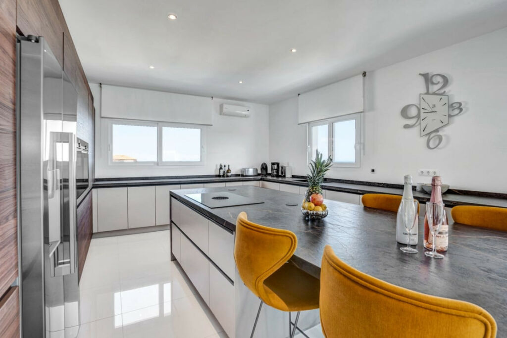 Detached Villa Javea Alicante - image 11