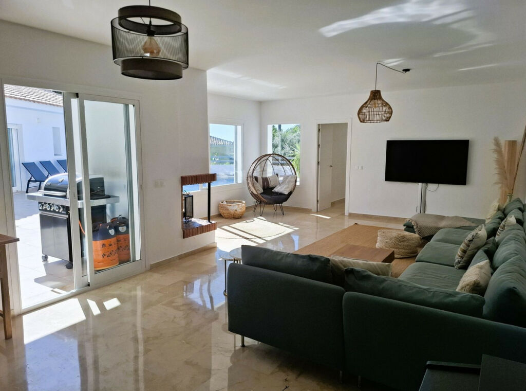 Detached Villa Mijas Málaga - image 11
