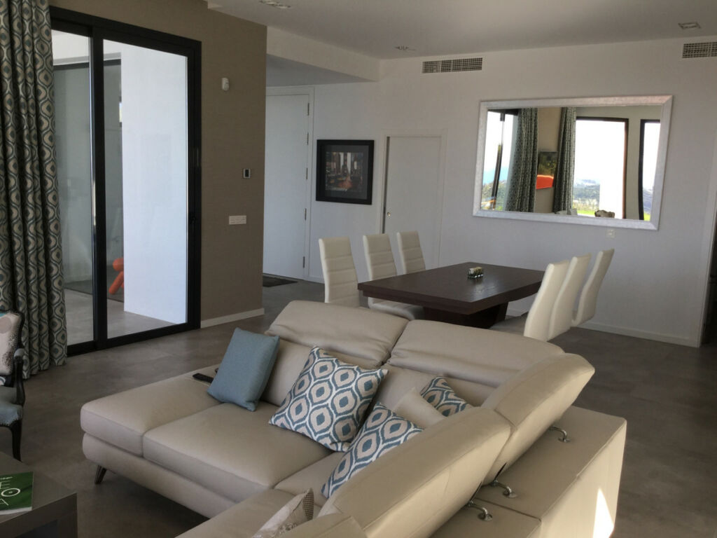 Detached Villa Benahavís Málaga - image 11