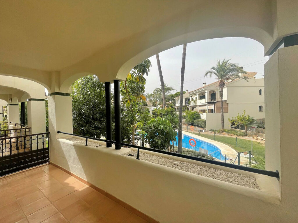 Townhouse Atalaya Málaga - image 11