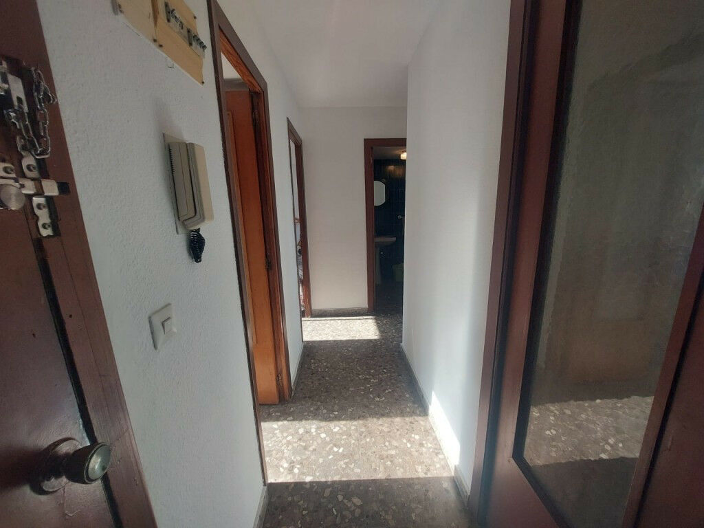Middle Floor Apartment Benidorm Alicante - image 11