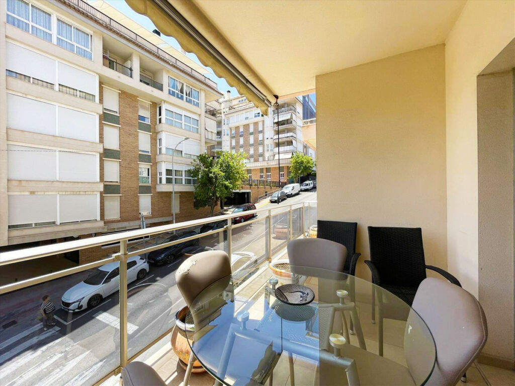 Middle Floor Apartment Calpe Alicante - image 11