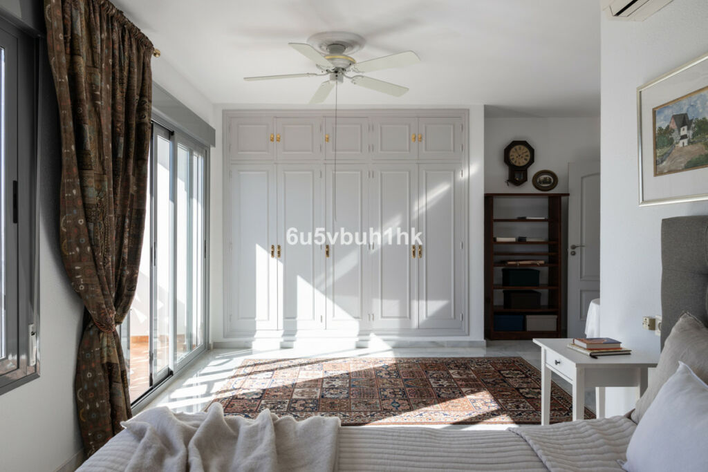 Detached Villa Mijas Málaga - image 11