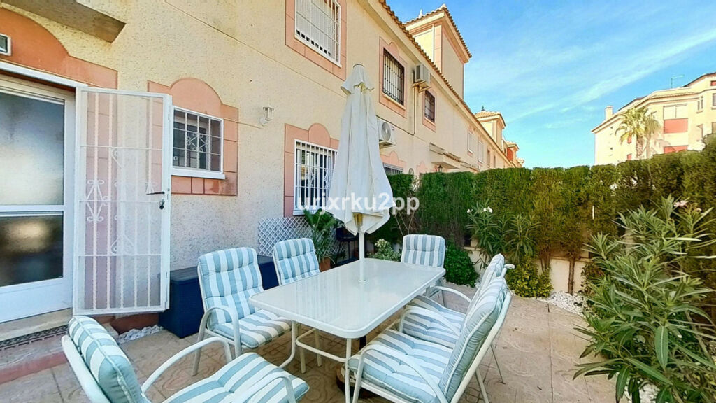 Bungalow Playa Flamenca Alicante - image 11